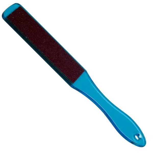 râpe avec manche en plastique lavable