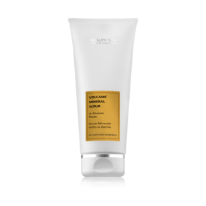 volcanic mineral scrub scrub minerale sotto la doccia